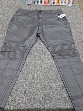 (#3) Chic Denim Women’s Grey Pants